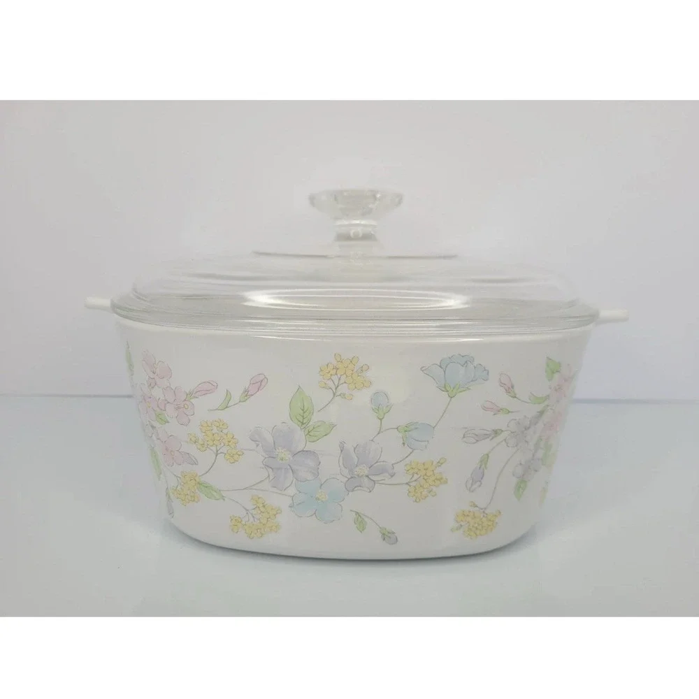 Vintage Corning (A-3-B) 3 Liter Casserole Dish Pastel Bouquet with Lid